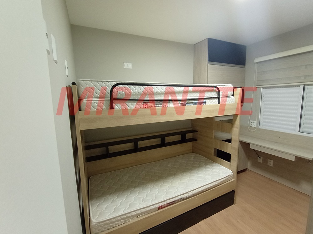 Cond. fechado de 109.5m² com 3 quartos em Jardim Ipê