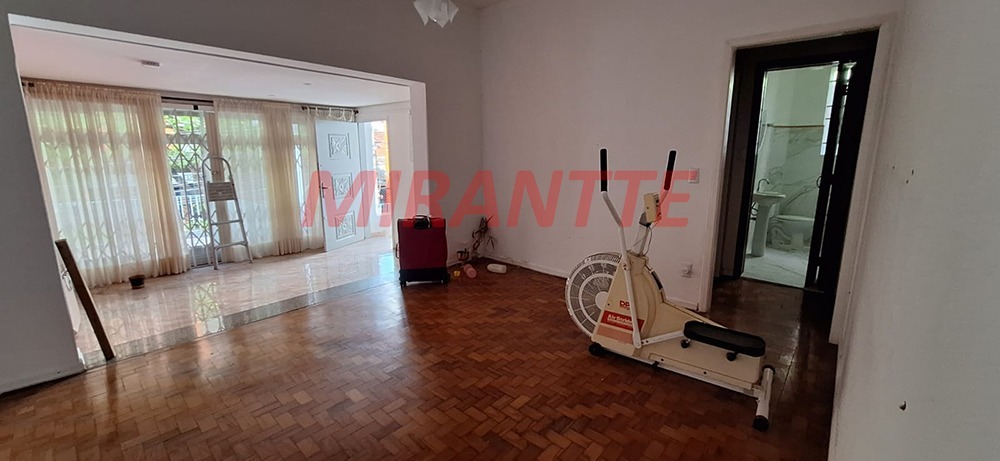 Casa terrea de 200m² com 2 quartos em Água Fria