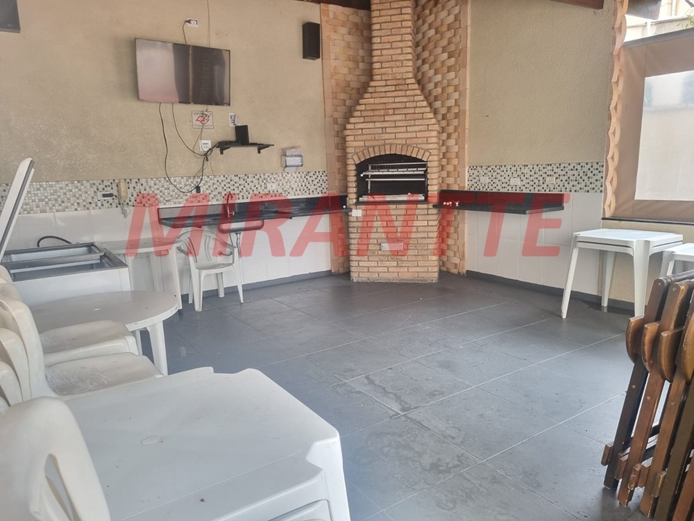 Apartamento de 57.1m² com 2 quartos em Santa Teresinha