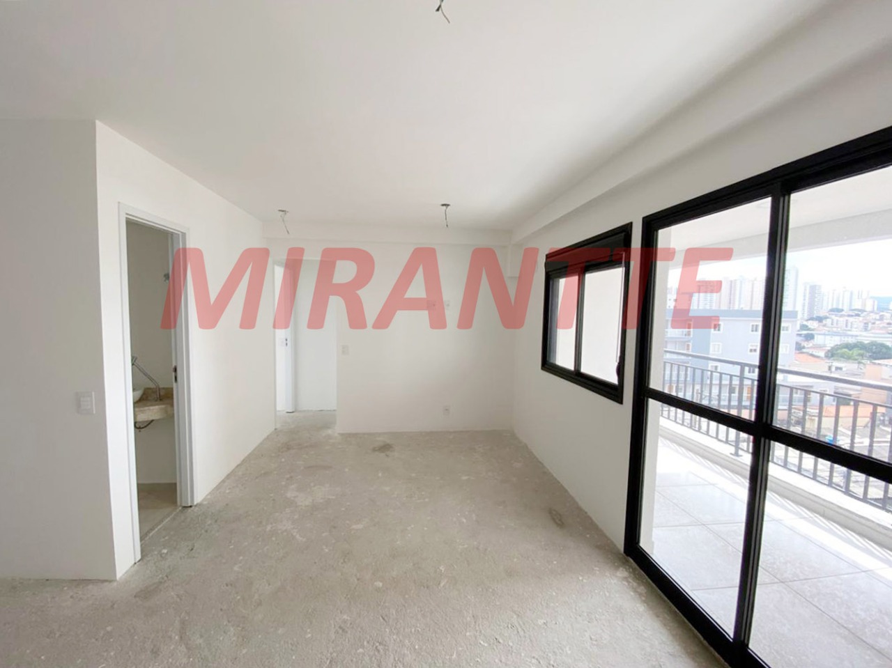Apartamento de 83m² com 3 quartos em Chora Menino