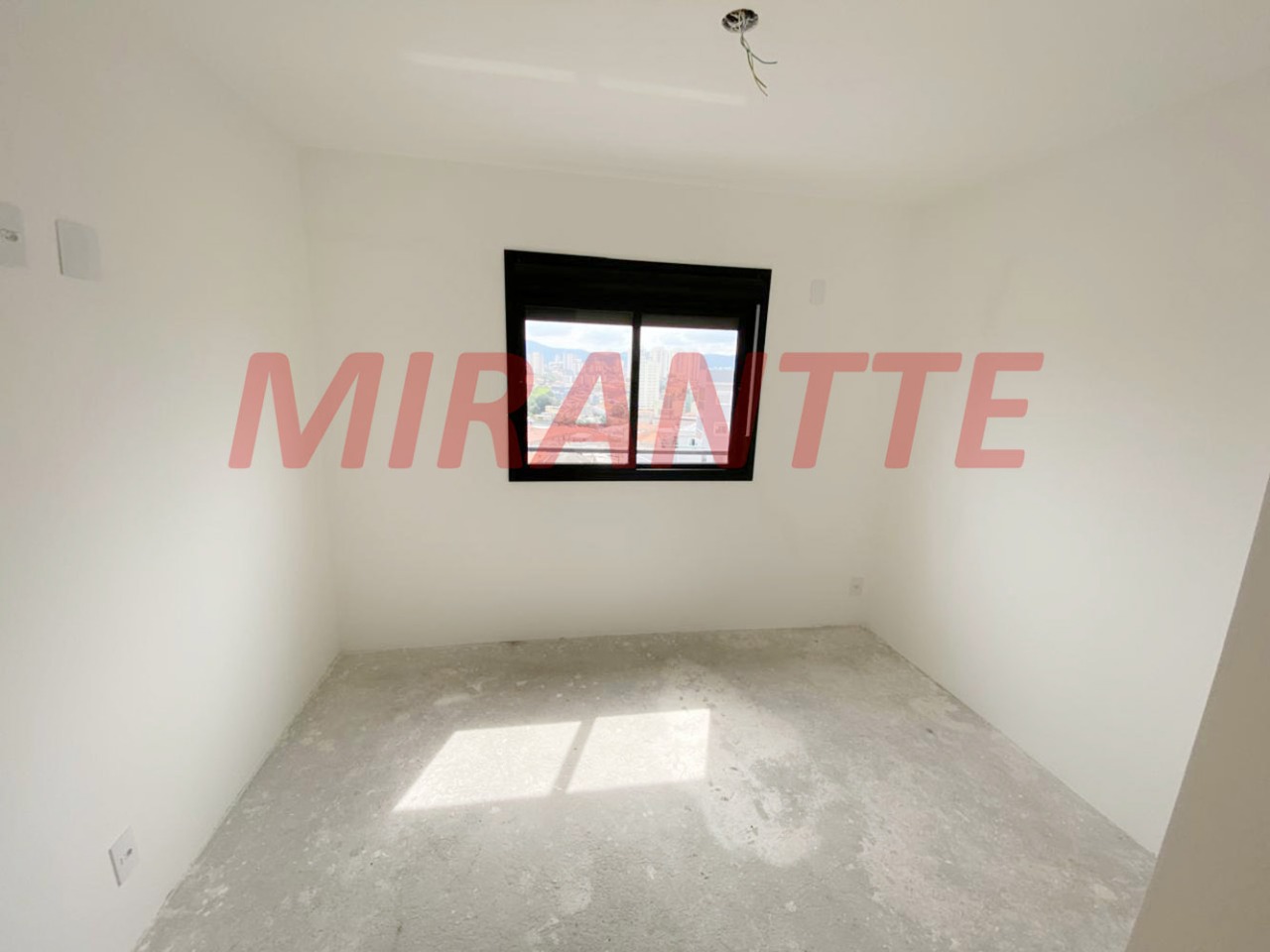 Apartamento de 83m² com 3 quartos em Chora Menino