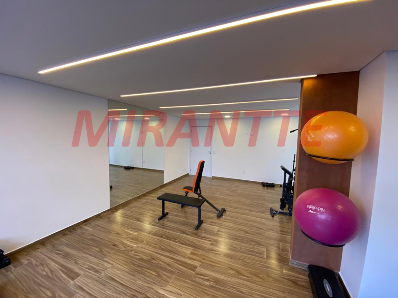 Apartamento de 83m² com 3 quartos em Chora Menino