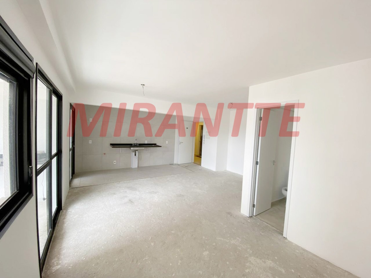 Apartamento de 83m² com 3 quartos em Chora Menino