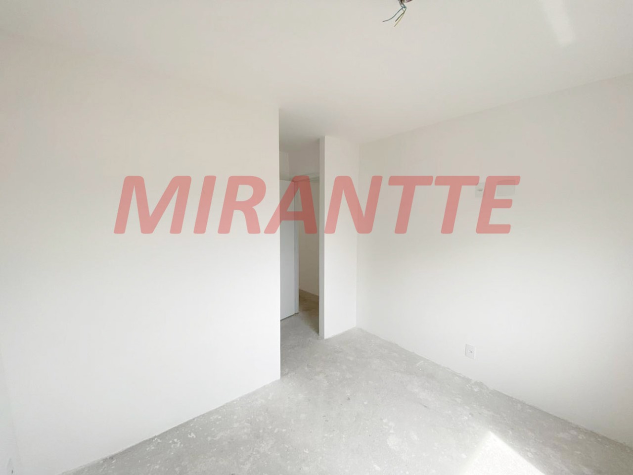 Apartamento de 83m² com 3 quartos em Chora Menino