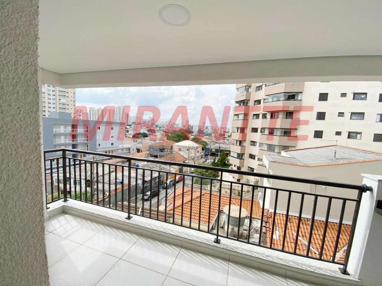 Apartamento de 83m² com 3 quartos em Chora Menino