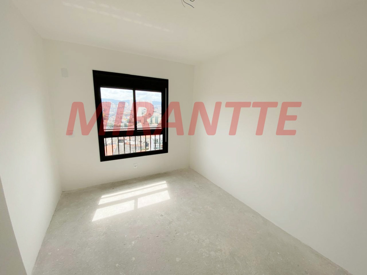 Apartamento de 83m² com 3 quartos em Chora Menino