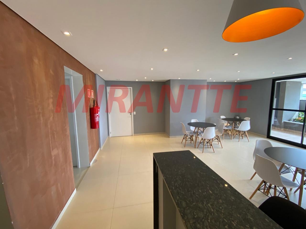 Apartamento de 83m² com 3 quartos em Chora Menino