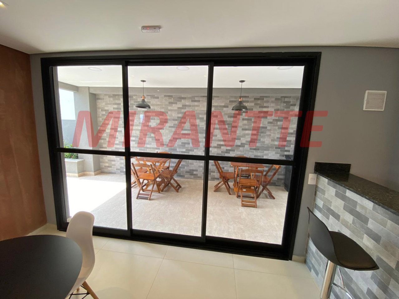 Apartamento de 83m² com 3 quartos em Chora Menino