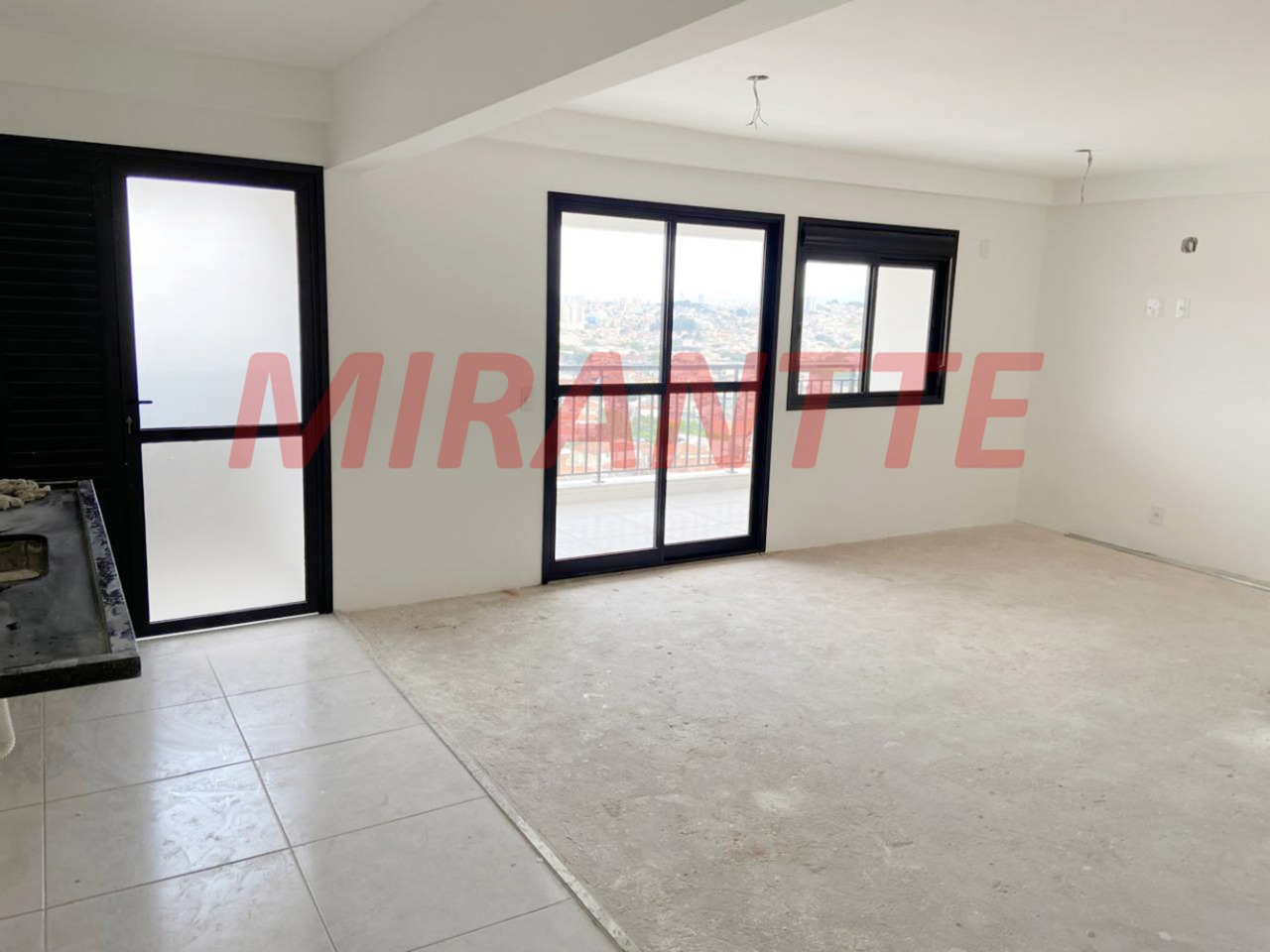Apartamento de 83m² com 3 quartos em Chora Menino