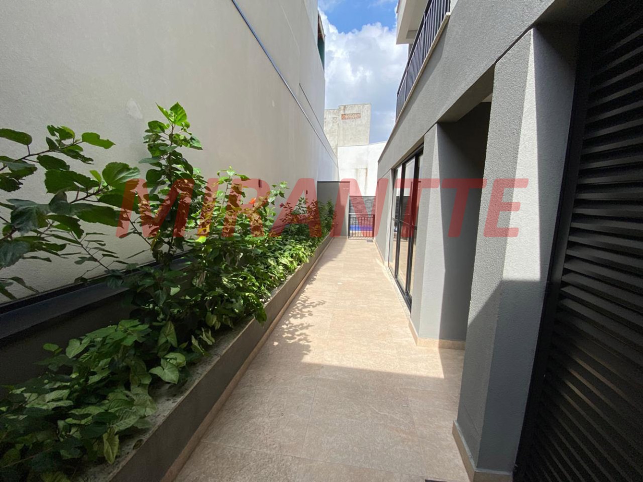 Apartamento de 83m² com 3 quartos em Chora Menino