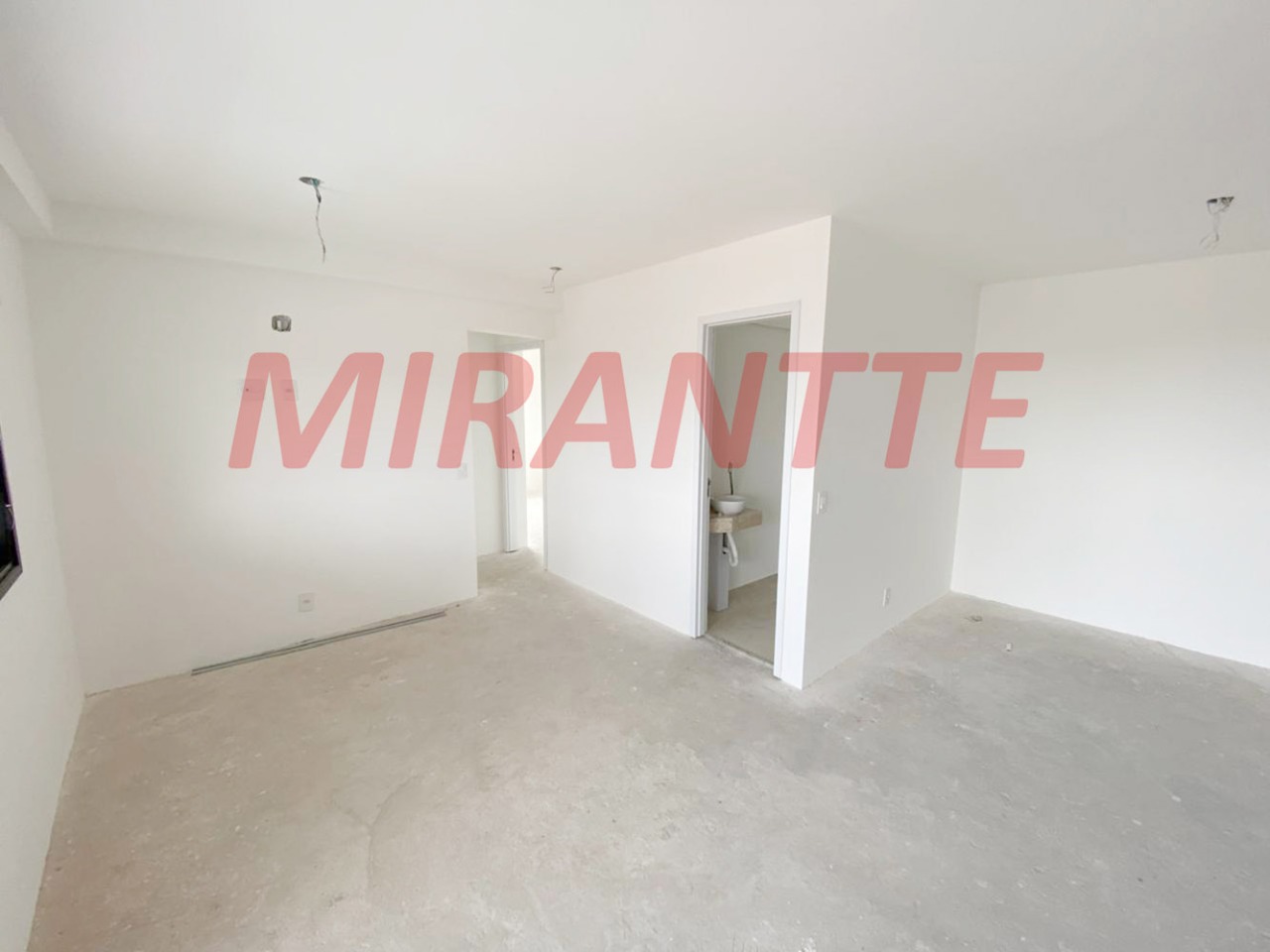 Apartamento de 83m² com 3 quartos em Chora Menino