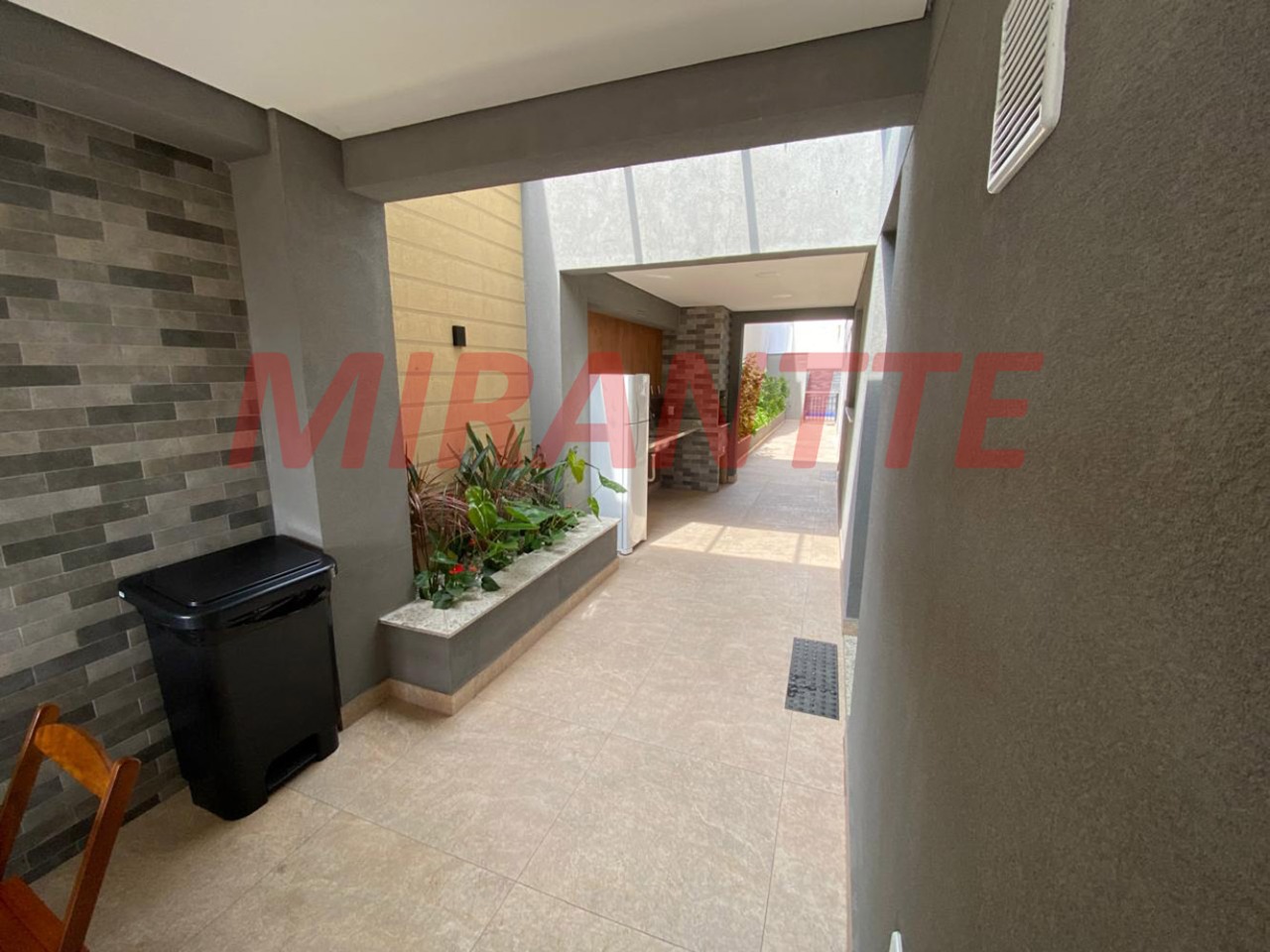 Apartamento de 83m² com 3 quartos em Chora Menino
