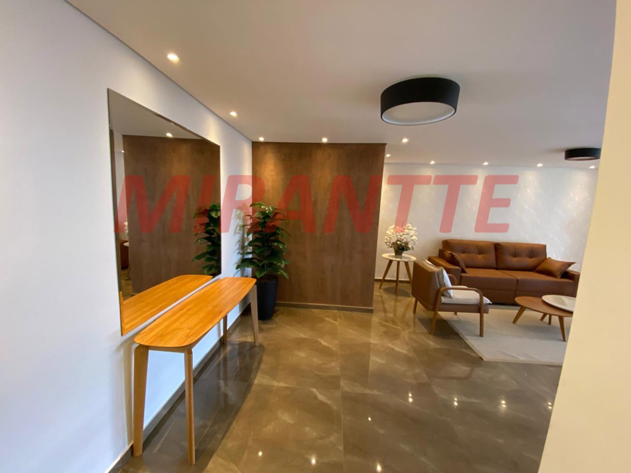 Apartamento de 83m² com 3 quartos em Chora Menino