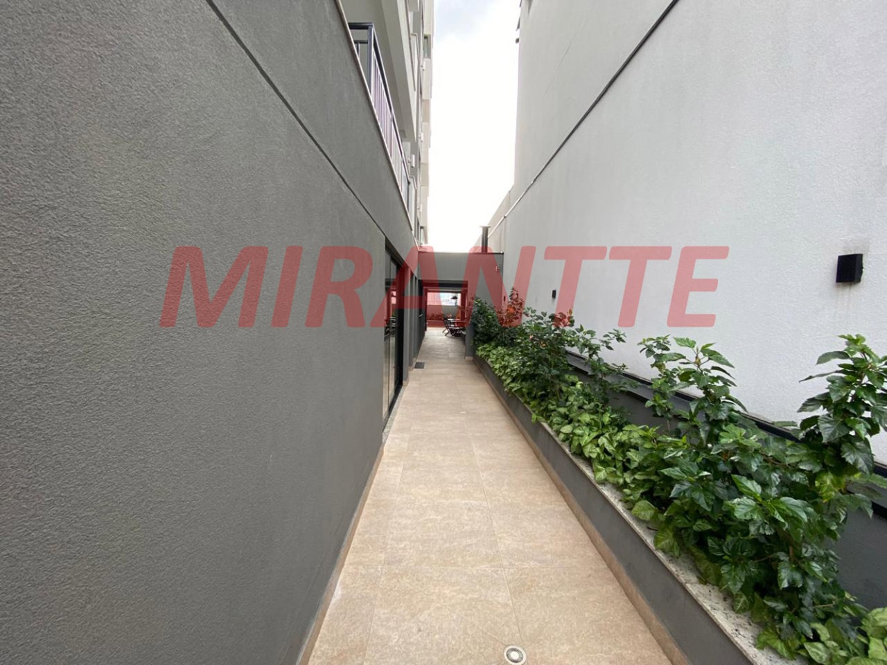 Apartamento de 83m² com 3 quartos em Chora Menino