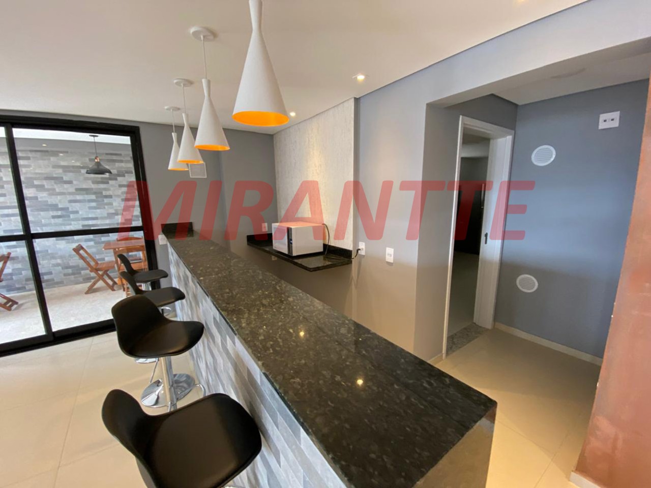 Apartamento de 83m² com 3 quartos em Chora Menino