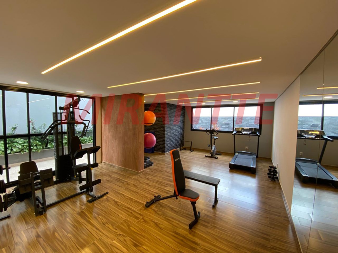 Apartamento de 83m² com 3 quartos em Chora Menino