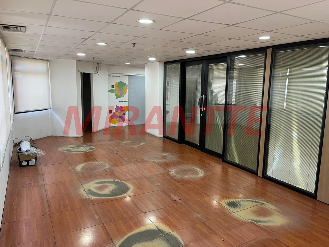 Comercial de 56m² em Santana