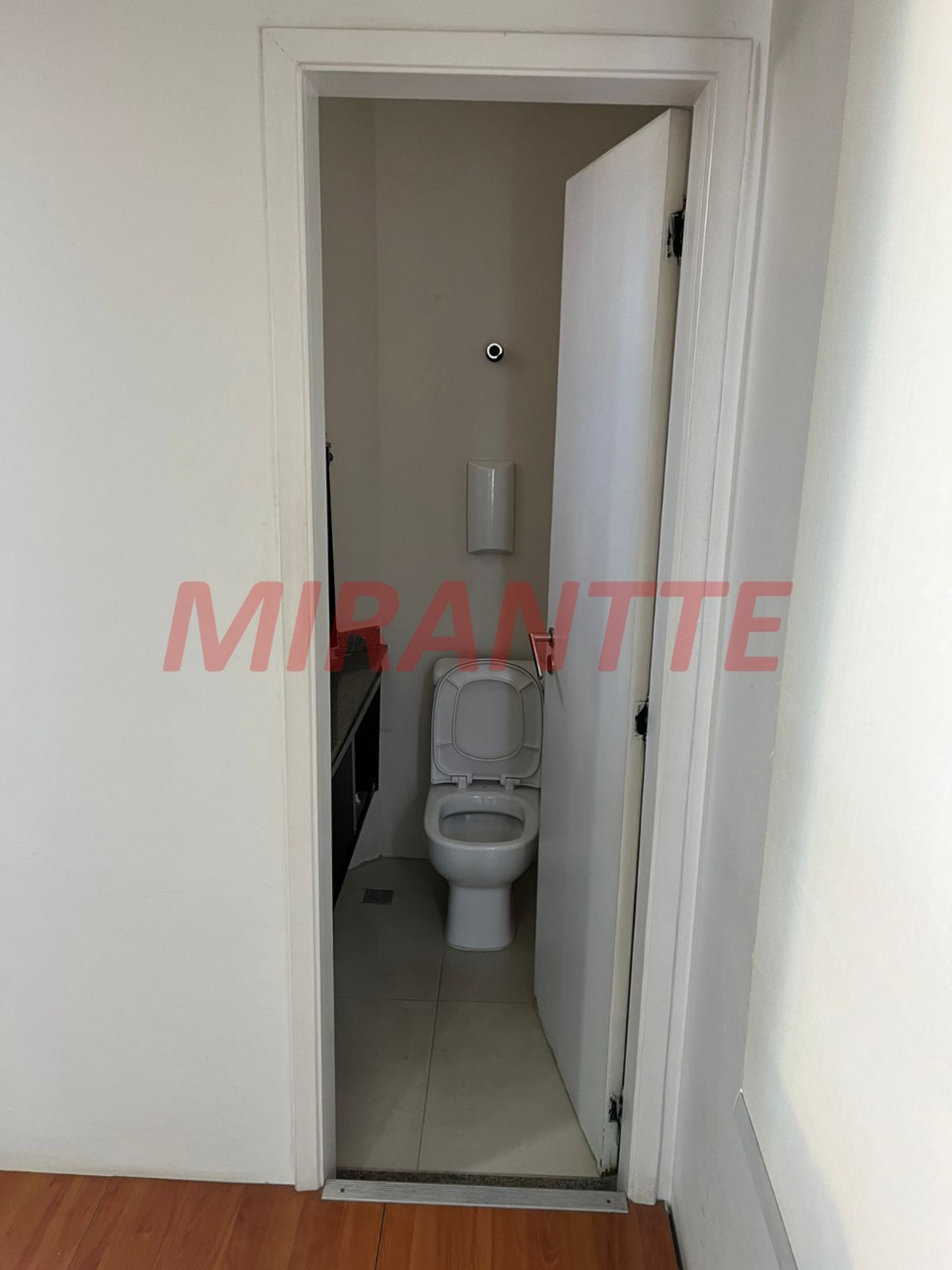 Comercial de 56m² em Santana
