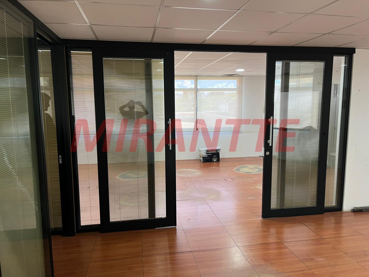 Comercial de 56m² em Santana