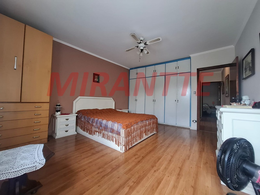 Sobrado de 161m² com 3 quartos em Lauzane Paulista