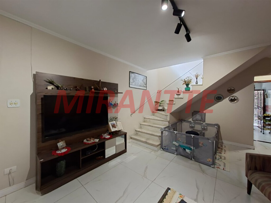 Sobrado de 161m² com 3 quartos em Lauzane Paulista