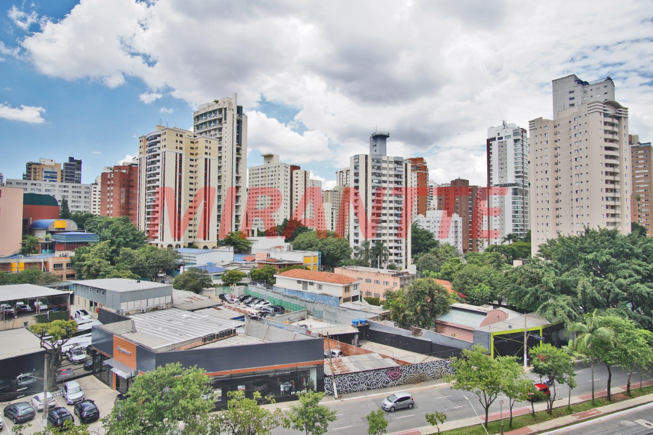 Apartamento de 358.67m² com 4 quartos em Vila Nova Conceição