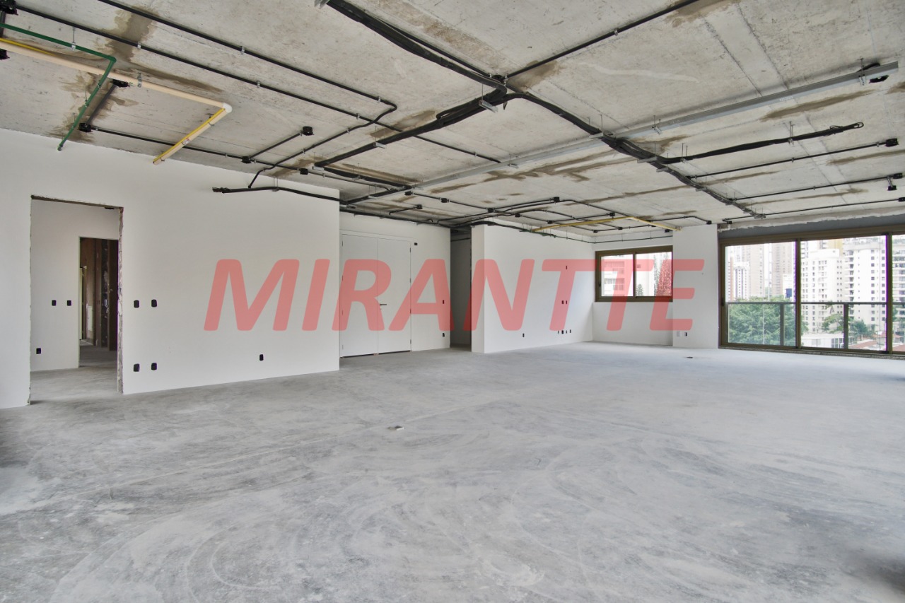 Apartamento de 358.67m² com 4 quartos em Vila Nova Conceição