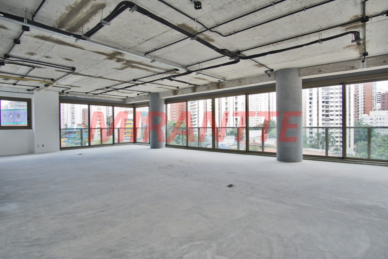 Apartamento de 358.67m² com 4 quartos em Vila Nova Conceição
