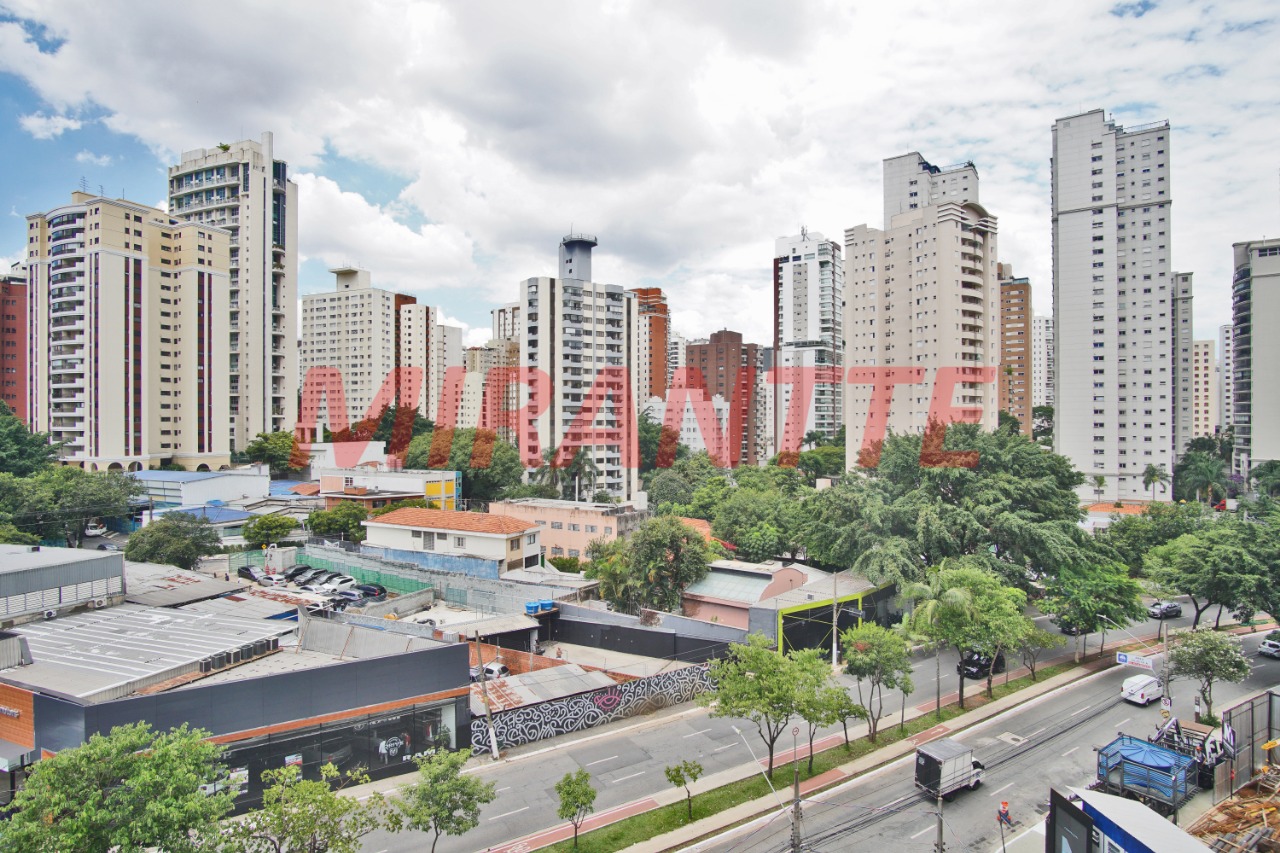 Apartamento de 358.67m² com 4 quartos em Vila Nova Conceição