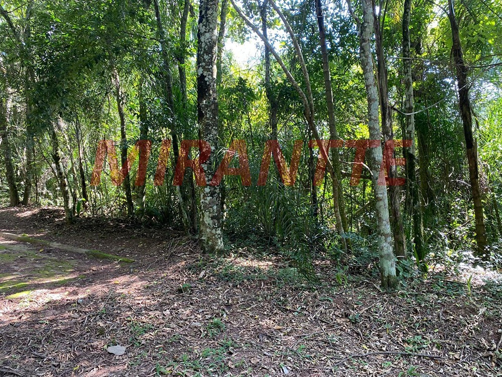 Terreno de 0m² em Caraguata