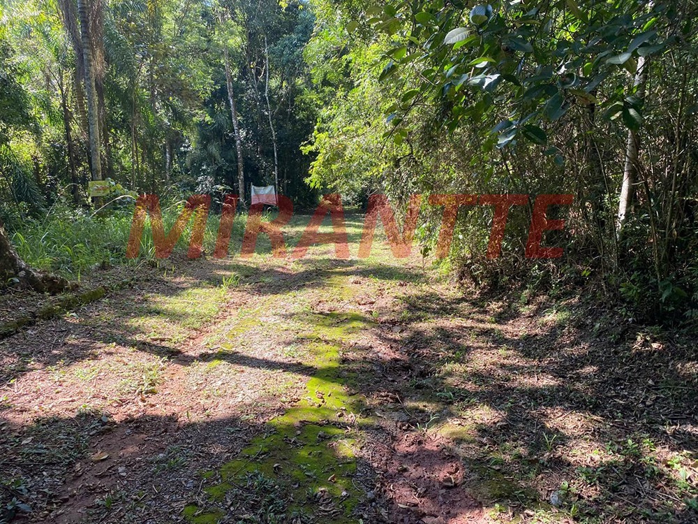 Terreno de 0m² em Caraguata