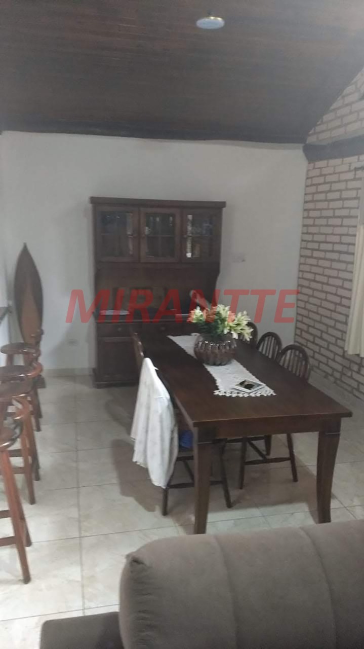 Cond. fechado de 305.85m² com 3 quartos em Barreiro