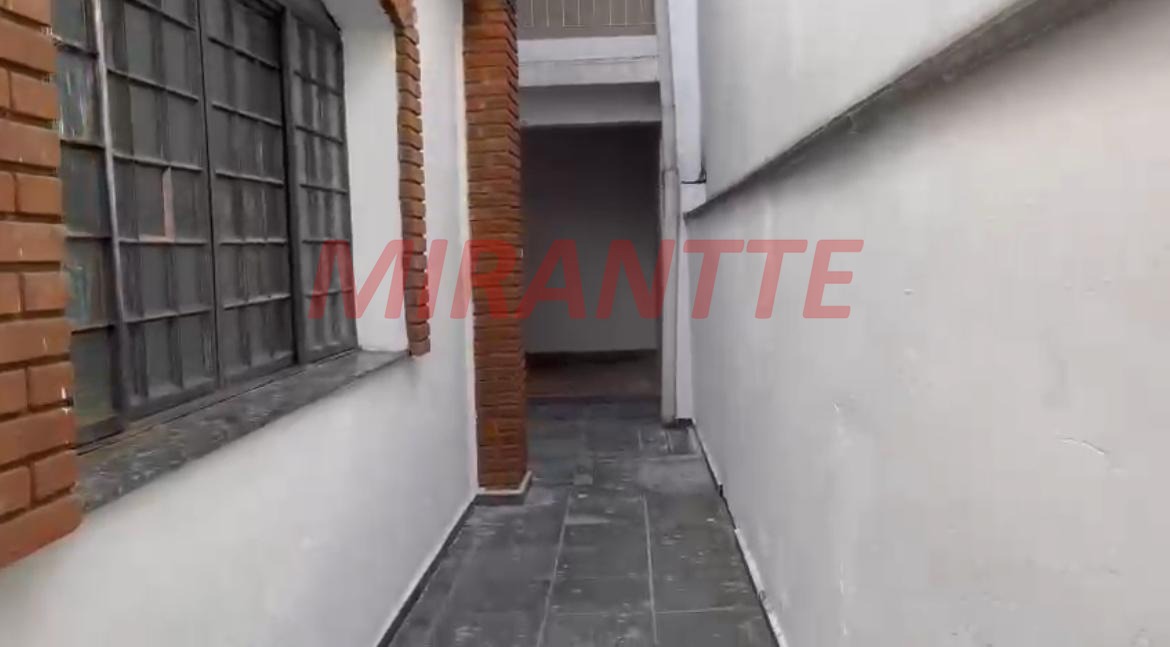 Comercial de 240m² em Santana