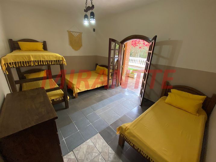 Outros de 1102m² com 4 quartos em Santa Isabel