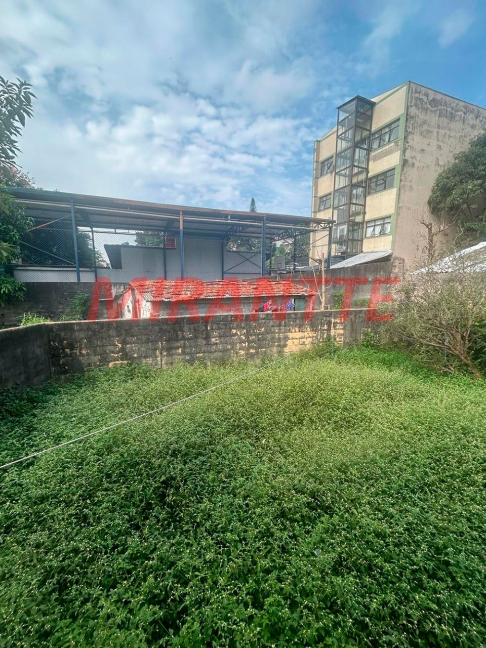 Casa terrea de 98m² com 4 quartos em Tremembe
