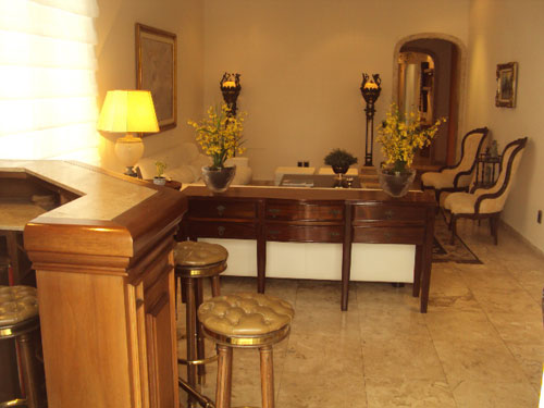 Apartamento de 240m² com 3 quartos em Cerqueira César