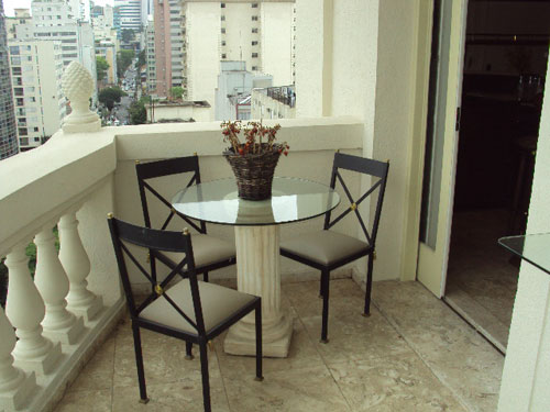 Apartamento de 240m² com 3 quartos em Cerqueira César