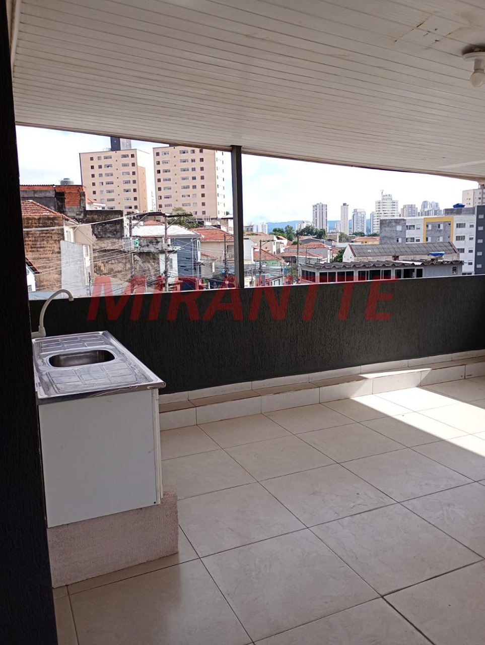Sobrado de 280m² com 3 quartos em Santana