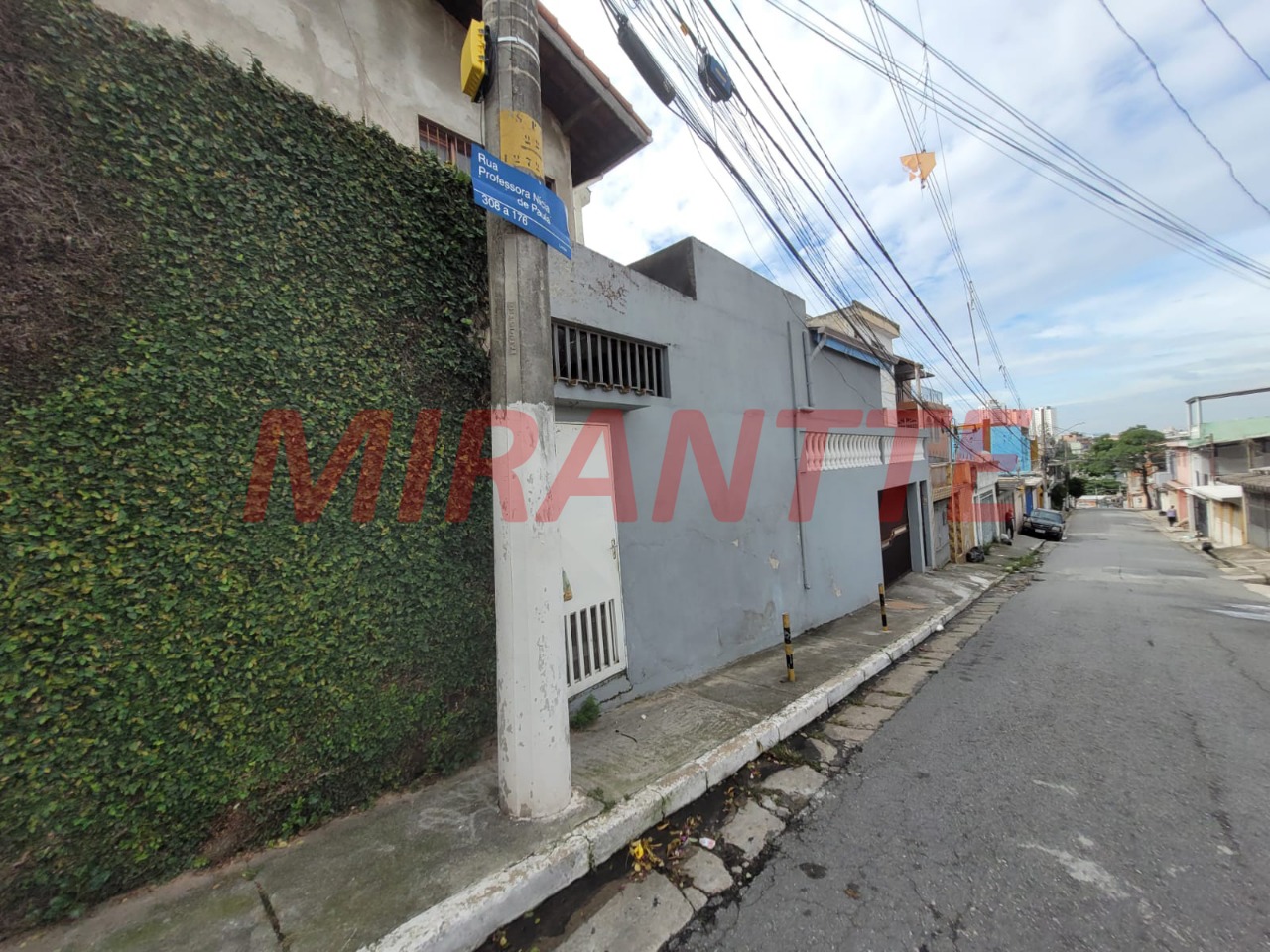 Casa terrea de 193m² com 4 quartos em Casa Verde Alta