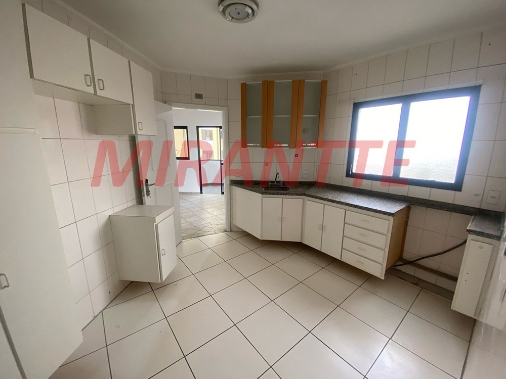 Apartamento de 112m² com 3 quartos em Água Fria
