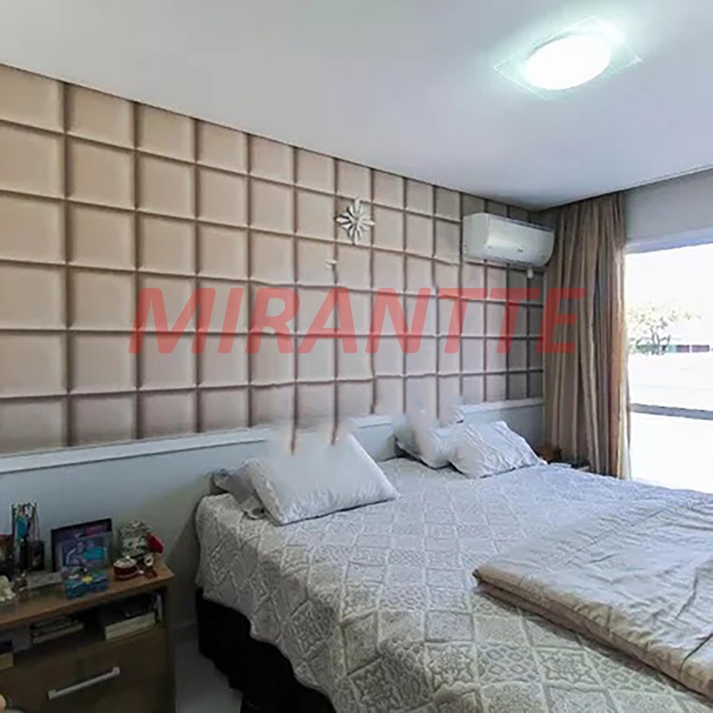 Sobrado de 300m² com 4 quartos em Parque Da Mooca