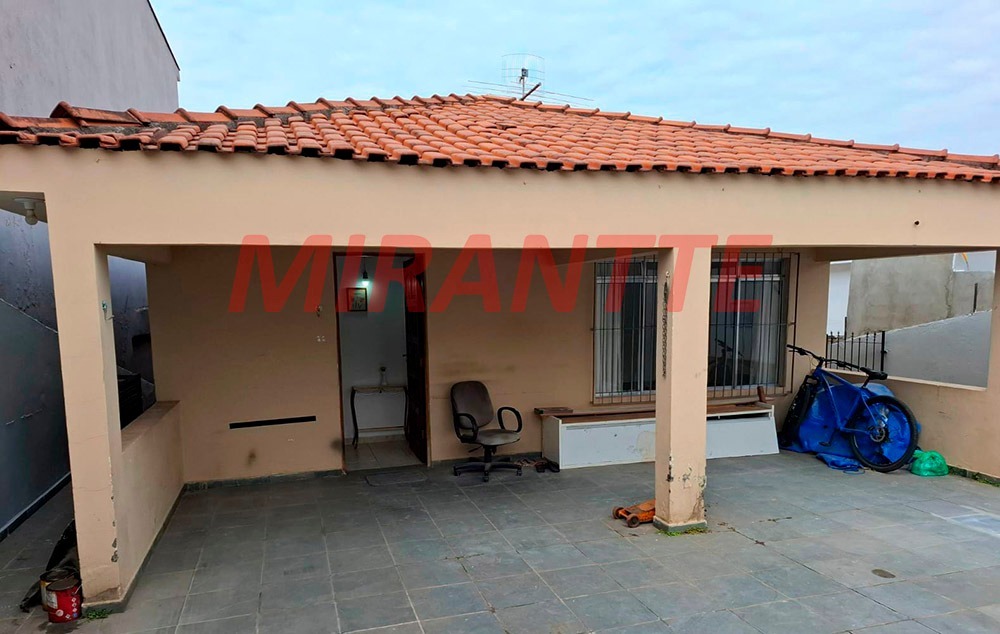 Casa terrea de 179m² com 3 quartos em Vila Renato (Zona Norte)