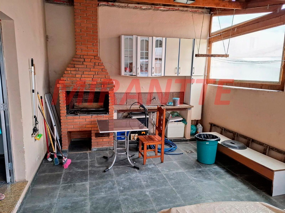 Casa terrea de 179m² com 3 quartos em Vila Renato (Zona Norte)