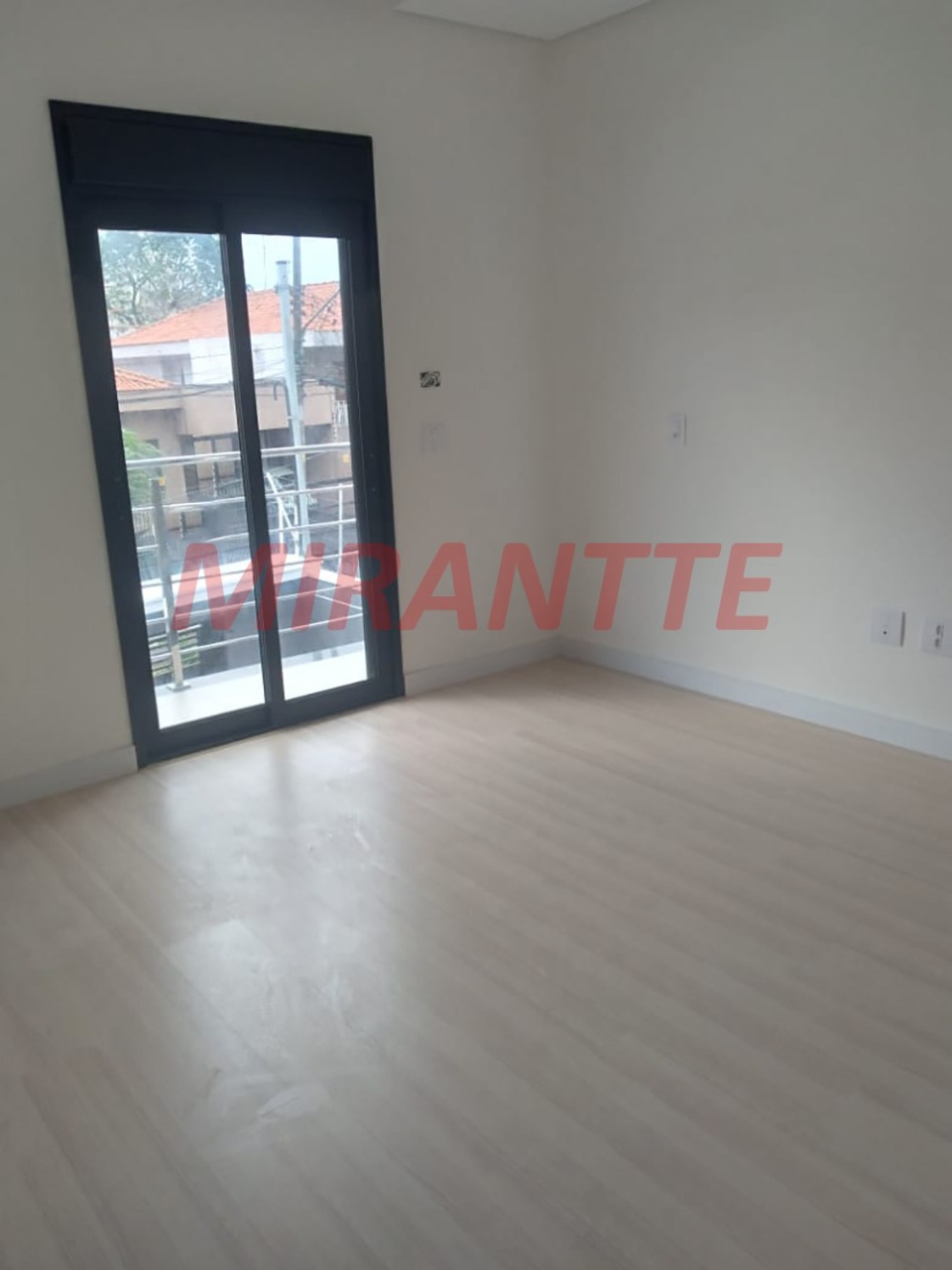 Casa terrea de 150m² com 3 quartos em Jardim Guapíra
