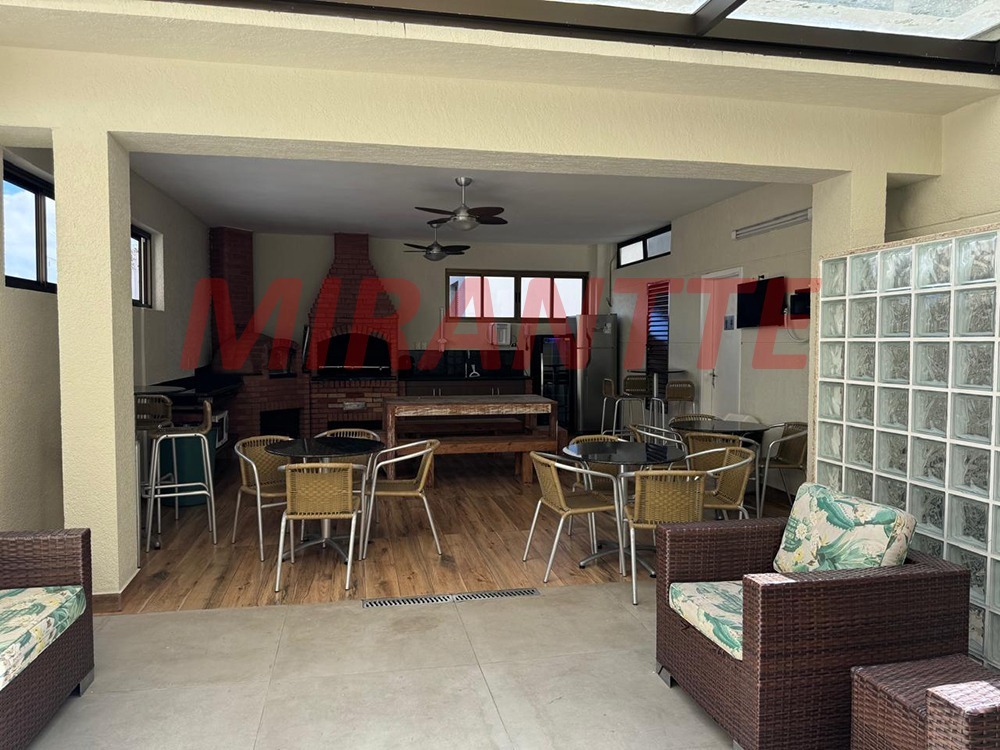 Apartamento de 105m² com 3 quartos em Santa Teresinha
