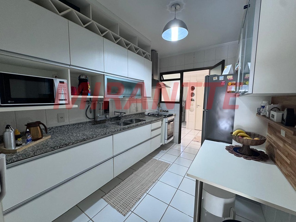 Apartamento de 105m² com 3 quartos em Santa Teresinha