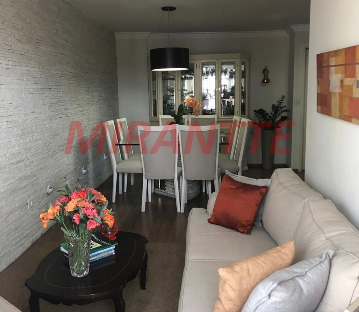 Apartamento de 130m² com 3 quartos em Água Fria