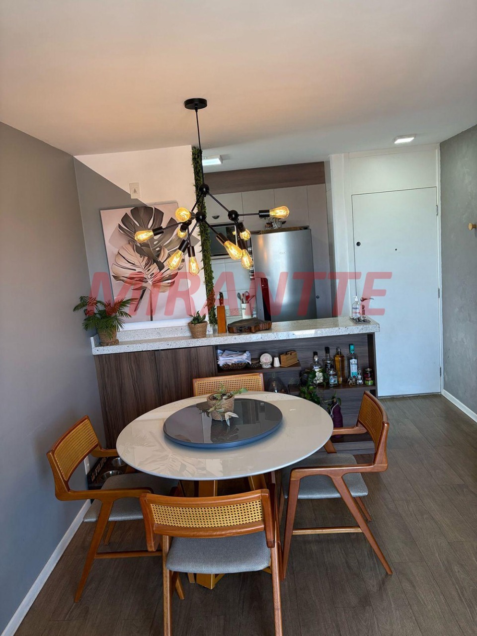 Apartamento de 60m² com 2 quartos em Jardim Brasil (Zona Norte)