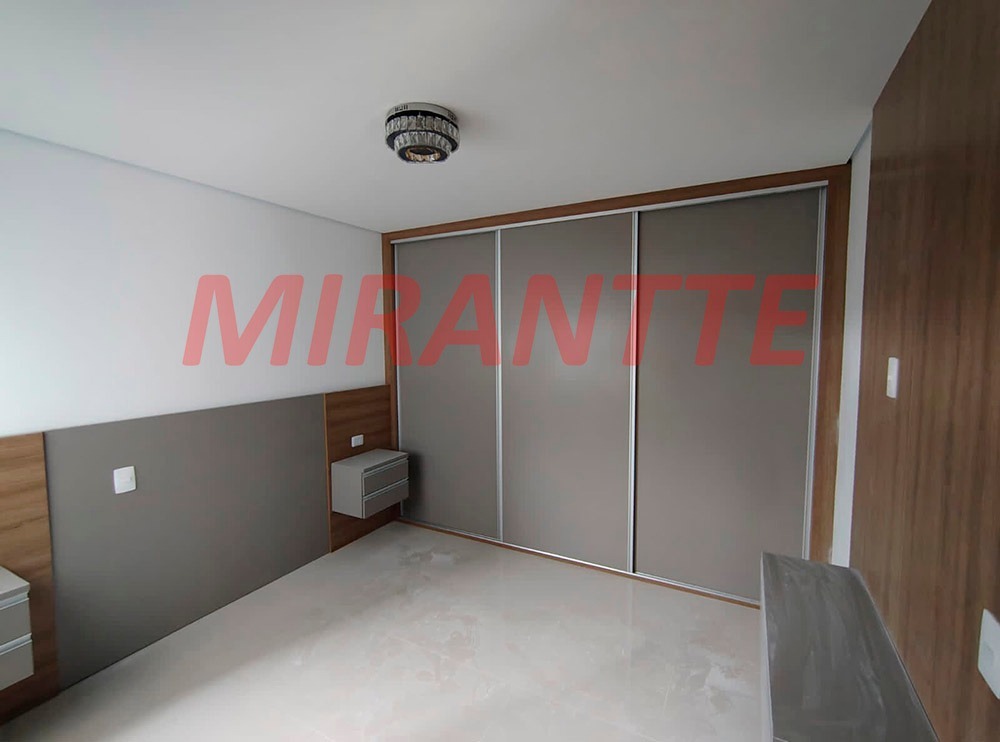 Cond. fechado de 160m² com 3 quartos em Jardim Santa Inês