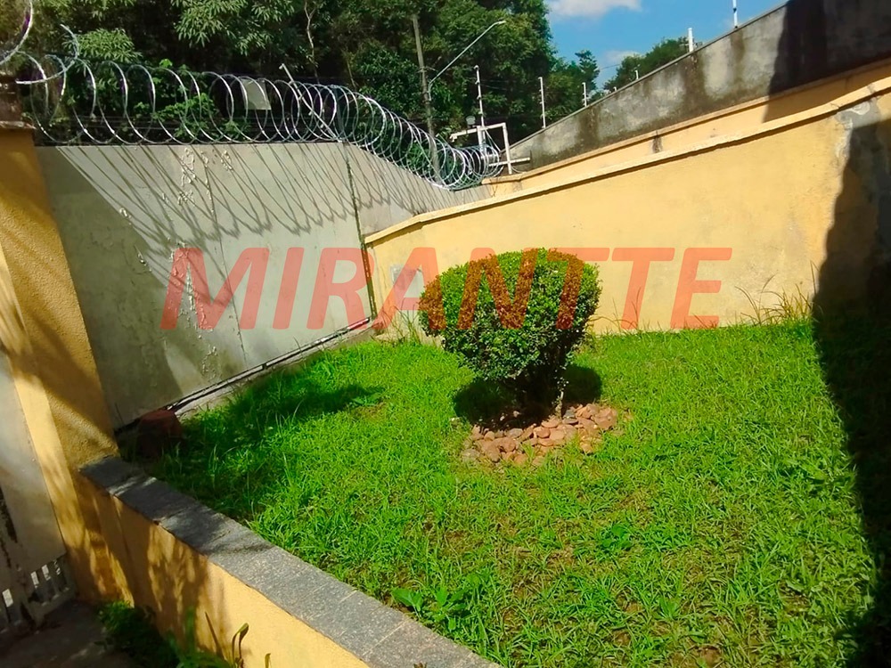 Sobrado de 300m² com 3 quartos em Jardim Virginia Bianca